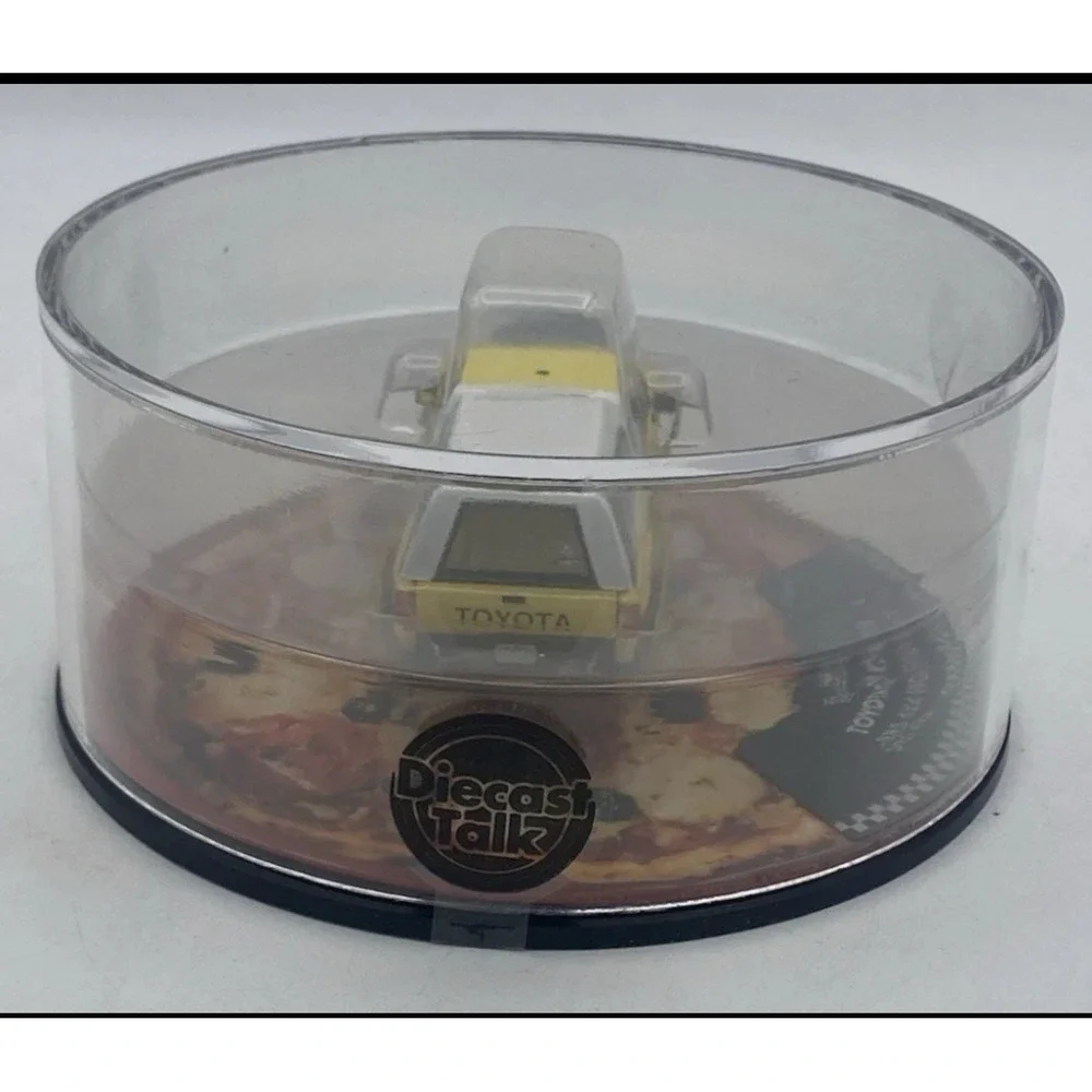 GCD DiecastTalk 1985 Toyota 4x4 Pickup Truck Toy Story Pizza Planet In Pizza Box